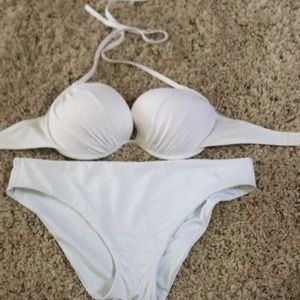 Victoria’s Secret bikini